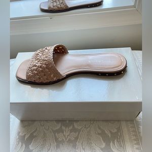 Size 7 Marc Fisher sandal